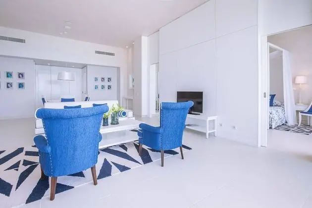 Legend Suite, 3 rd floor