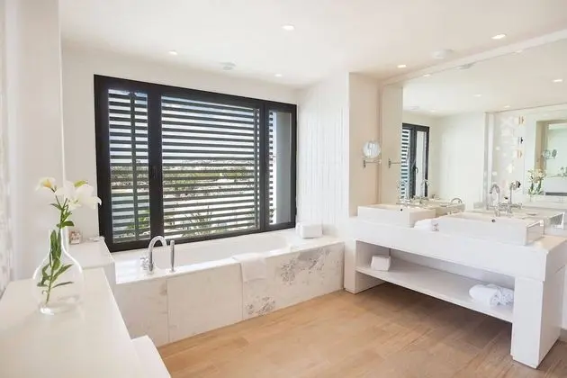 Legend Suite, 3 rd floor