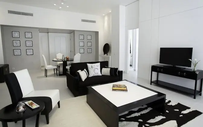 Legend Suite, ground floor