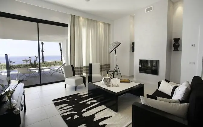Legend Suite, ground floor