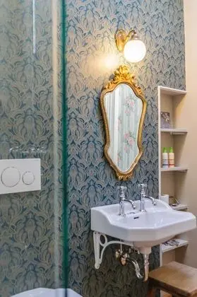 Standard Tek Büyük Yataklı Oda, Bahçe Manzaralı