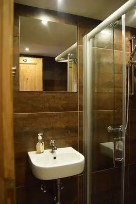 Superior Tek Büyük veya İki Ayrı Yataklı Oda, Balkon (Rooms 103 or 104)