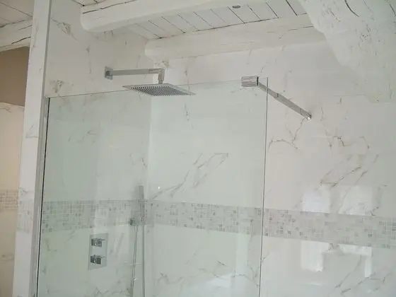 Tek Büyük Yataklı Oda, Banyolu/Duşlu (La chambre Chablis)