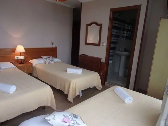 Tek Büyük Yataklı Oda, 1 Çift Kişilik Yatak