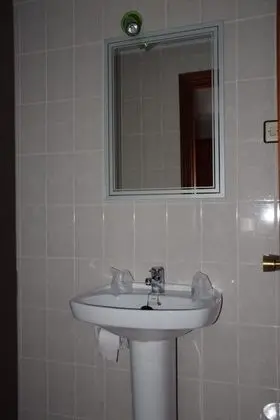 Tek Büyük Yataklı Oda, 1 Çift Kişilik Yatak