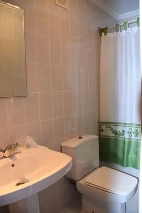 Tek Büyük Yataklı Oda, 2 Tek Kişilik Yatak