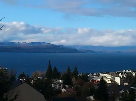 Tek Büyük Yataklı Oda, Göl Manzaralı