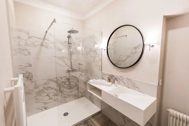 Tek Büyük Yataklı Oda (2)