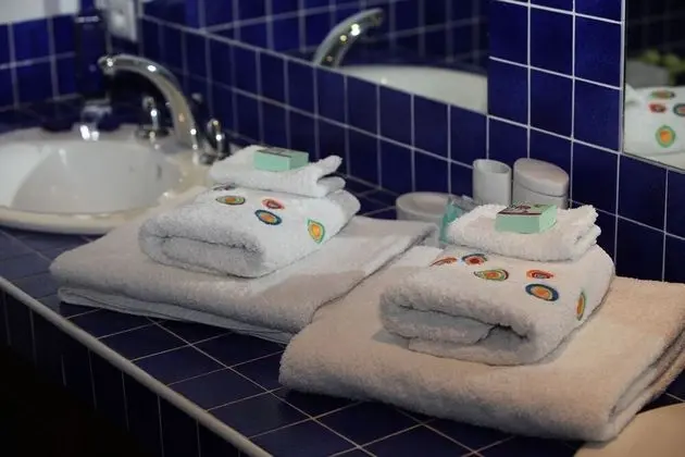 Üç Kişilik Oda, Sigara İçilmez, Zemin Kat