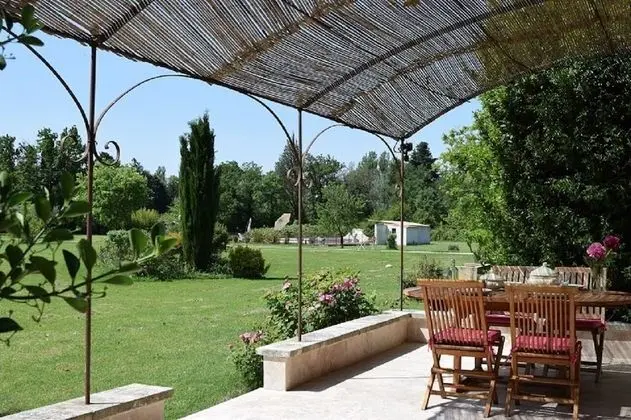 Kır Evi, Özel Banyo, Bahçe Manzaralı