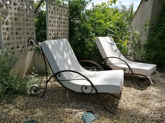 Economy Tek Büyük Yataklı Oda (La capitelle)