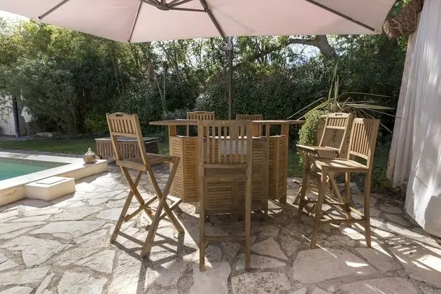 Deluxe Tek Büyük Yataklı Oda, Teras, Bahçe Manzaralı (Tourterelles)