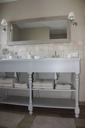 Süit, Balkon, Havuz Manzaralı (L'oliveraie)