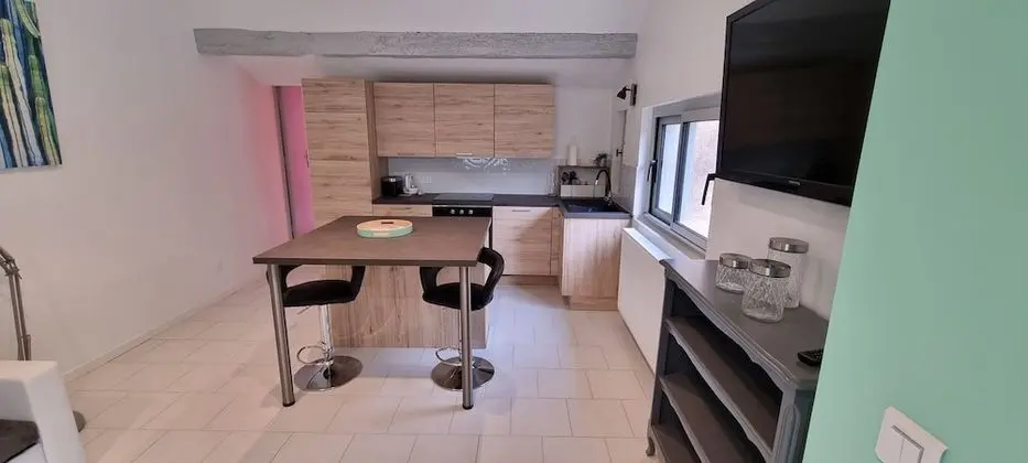 Comfort Apart Daire, Avlu Manzaralı (Gîte n°1 - Le Lilas)