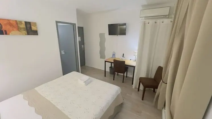 Tek Büyük veya İki Ayrı Yataklı Oda