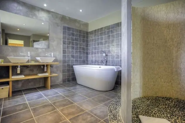 Tek Büyük Yataklı Oda (Zen)