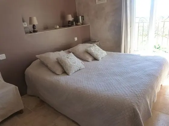 Tek Büyük Yataklı Oda (Ste Victoire)