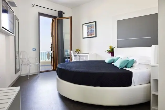 Superior Üç Kişilik Oda, Deniz Manzaralı