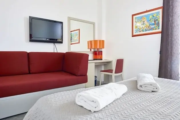 Superior Üç Kişilik Oda, Deniz Manzaralı