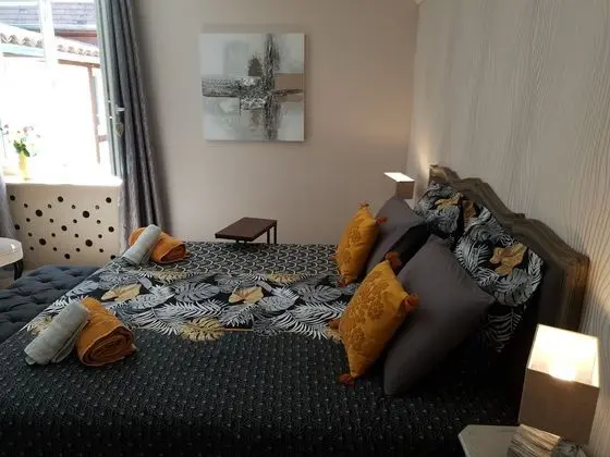 Comfort Tek Büyük Yataklı Oda (Écureuil)