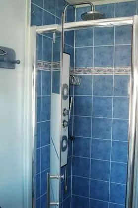 Comfort Tek Büyük Yataklı Oda, Özel Banyo (Océan)