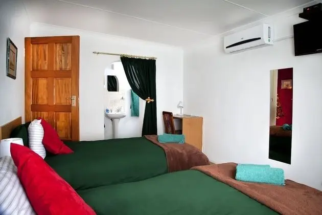 Standard Tek Büyük Yataklı Oda (Standard Room 1)