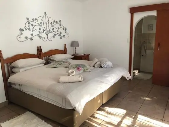 Standard Tek Büyük Yataklı Oda (Standard Room 3)