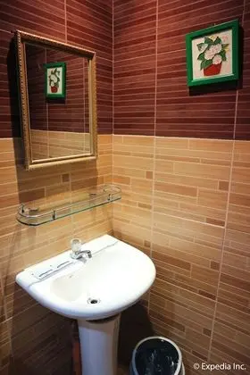 Standard Oda, 1 Büyük (Queen) Boy Yatak