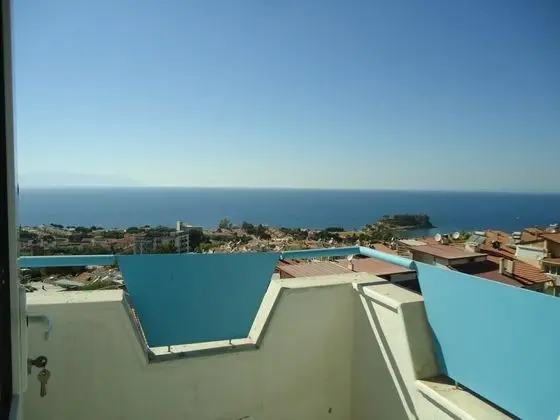 Deluxe Suit 1+1 Oda, Deniz Manzaralı, Balkonlu