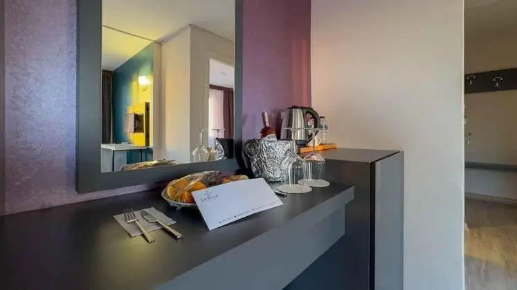 Deluxe Suit 1+1 Oda, Deniz Manzaralı, Balkonlu