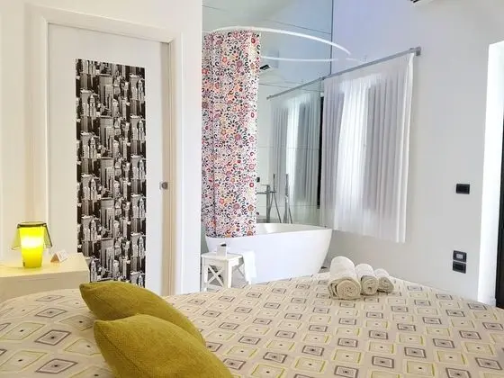Deluxe Tek Büyük Yataklı Oda, Küvet