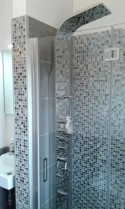 Comfort Tek Büyük Yataklı Oda, Bahçe Manzaralı