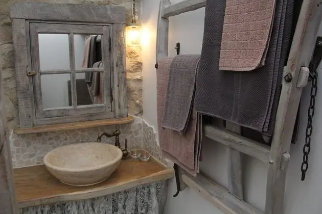 Romantic Kır Evi (The Bake House Suite)