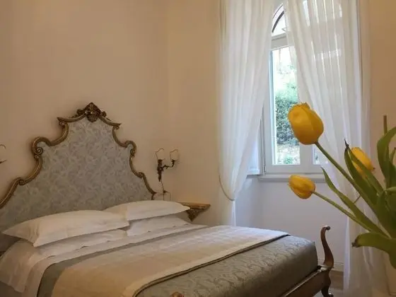 Deluxe Tek Büyük Yataklı Oda, 1 Büyük (Queen) Boy Yatak (Ofelia)