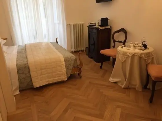Deluxe Tek Büyük Yataklı Oda, 1 Büyük (Queen) Boy Yatak (Ofelia)