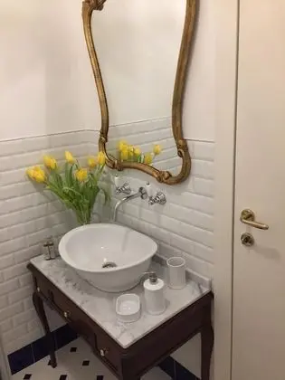 Deluxe Tek Büyük Yataklı Oda, 1 Büyük (Queen) Boy Yatak (Ofelia)