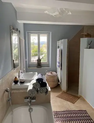 Tek Büyük Yataklı Oda (La Pinède)
