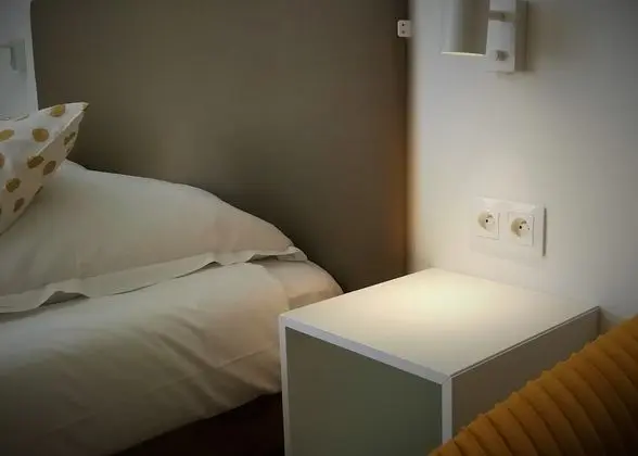 Tek Büyük Yataklı Oda, Özel Banyo, Bahçe Manzaralı