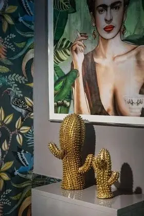 Deluxe Oda (Frieda Khalo)