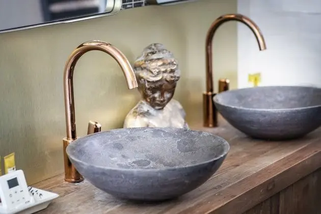 Deluxe Oda (Mata Hari)