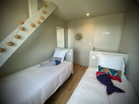 Süit, Banyolu/Duşlu, Deniz Manzaralı (4 - Chambre Conleau)