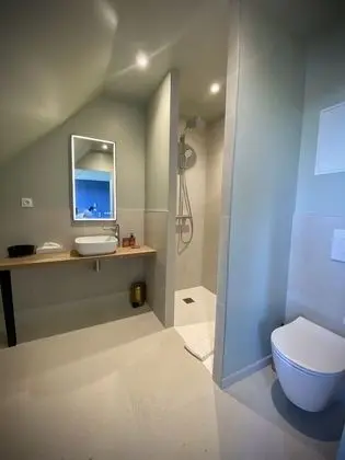 Süit, Banyolu/Duşlu, Deniz Manzaralı (4 - Chambre Conleau)