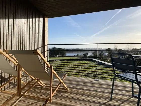 Superior Tek Büyük Yataklı Oda, Banyolu/Duşlu, Deniz Manzaralı (3 - Chambre Illur)