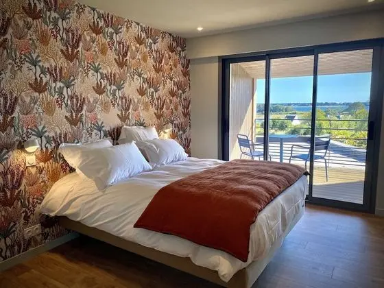 Tek Büyük Yataklı Oda, Banyolu/Duşlu, Deniz Manzaralı (1 - Chambre Berder)