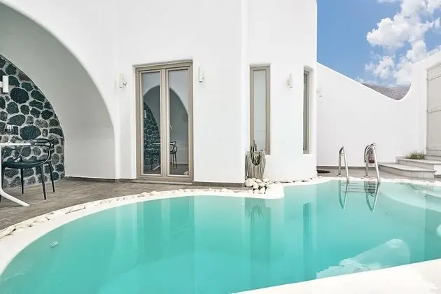 Süit, Kişiye Özel Havuzlu (Built-In Jetted Tub)