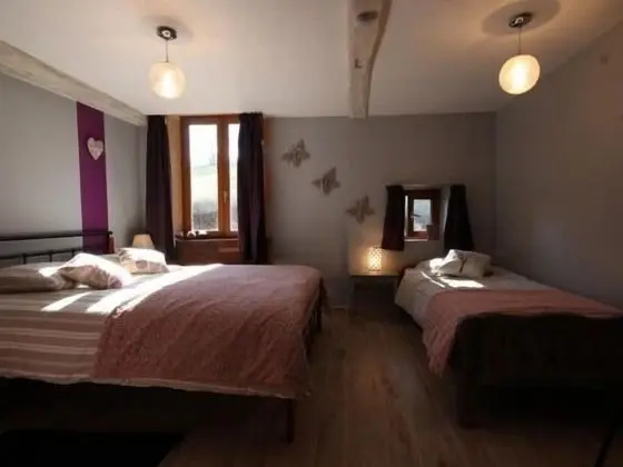 Classic Üç Kişilik Oda, Banyolu/Duşlu, Bahçe Manzaralı