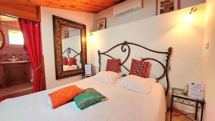 Traditional Tek Büyük Yataklı Oda, 1 Büyük (Queen) Boy Yatak, Sigara İçilmez