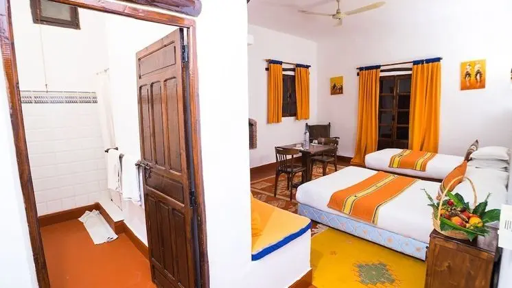 Traditional Tek Büyük Yataklı Oda