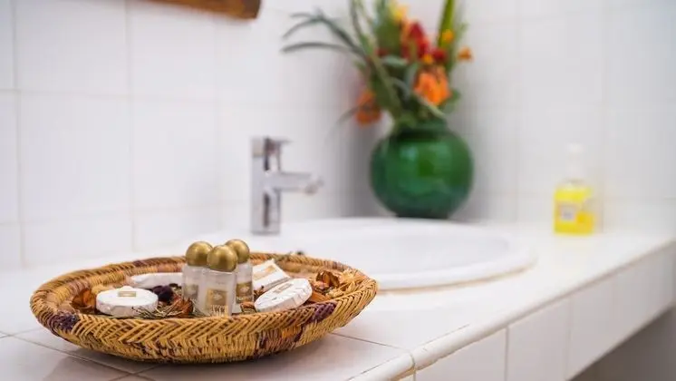 Traditional Tek Büyük Yataklı Oda