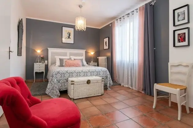 Tek Büyük Yataklı Oda (Paloma)